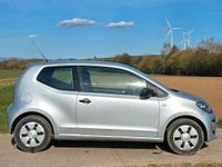Second-hand VW up! 60 CP (44 kW) 2012 Argintiu Hatchback