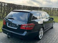 Gebraucht Mercedes E350 AMG 231 PS (169 kW) 2011 Schwarz Kombi
