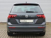 Gebraucht VW Tiguan IQ Drive 131 PS (96 kW) 2019 Grau SUV