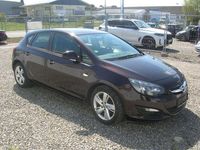 Gebraucht Opel Astra Edition 131 PS (96 kW) 2013 Braun Limousine