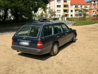 Gebraucht Mercedes 300 109 PS (80 kW) 1989 Blau Kombi