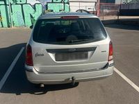 Second-hand Ford Focus 90 CP (66 kW) 2004 Gri Break
