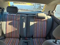 Second-hand VW Fox 75 CP (55 kW) 2005 Galben Hatchback