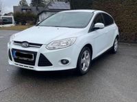 Gebraucht Ford Focus Titanium 125 PS (91 kW) 2011 Weiß Limousine
