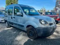 Gebraucht Renault Kangoo 75 PS (55 kW) 2005 Silber Van / Kleinbus