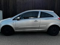 Gebraucht Opel Corsa 80 PS (58 kW) 2007 Silber Kleinwagen