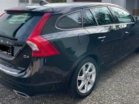 Gebraucht Volvo V60 181 PS (133 kW) 2014 Schwarz Kombi