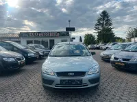 Gebraucht Ford Focus 101 PS (74 kW) 2005 Silber Limousine
