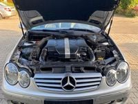 Gebraucht Mercedes CLK320 Avantgarde 218 PS (160 kW) 2002 Silber Coupé