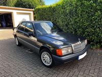 Gebraucht Mercedes 190 109 PS (80 kW) 1991 Schwarz Limousine