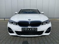 gebraucht BMW 320 i M Sport Driving & Park Assistant