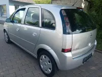 Gebraucht Opel Meriva 90 PS (66 kW) 2009 Silber Van / Kleinbus