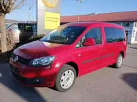 Używany VW Caddy Maxi 105 KM (77 kW) 2010 Czerwony Minivan