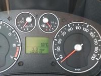 Gebraucht Ford Fiesta 70 PS (51 kW) 2007 Silber Kleinwagen