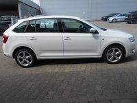 Gebraucht Skoda Rapid Elegance 105 PS (77 kW) 2013 Weiß Kleinwagen