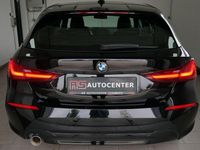 Gebraucht BMW 118 136 PS (100 kW) 2022 Schwarz Kleinwagen