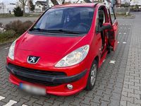 Gebraucht Peugeot 1007 88 PS (64 kW) 2005 Rot Van / Kleinbus