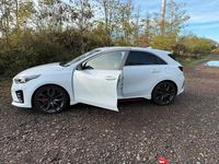 Gebraucht Kia Ceed GT GT 204 PS (150 kW) 2019 Weiß Limousine