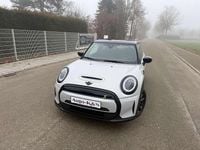 Gebraucht Mini Cooper SE 135 kW (184 PS) 2022 White silver Kleinwagen