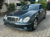 Gebraucht Mercedes E500 306 PS (225 kW) 2002 Andere farben Limousine