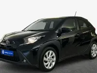 Gebraucht Toyota Aygo X X-play 72 PS (52 kW) 2022 Mysticschwarz mica metallic SUV