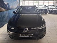 Gebraucht VW Golf VIII Life 131 PS (96 kW) 2023 Schwarz perleffekt Kombi
