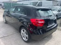 Gebraucht Mercedes A180 122 PS (89 kW) 2013 Schwarz Kleinwagen