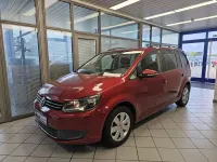 Gebraucht VW Touran Comfortline 105 PS (77 kW) 2013 Winterredmet. Van / Kleinbus