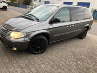 Gebraucht Chrysler Grand Voyager 150 PS (110 kW) 2007 Grau Van / Kleinbus