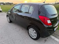 Gebraucht Opel Corsa Innovation 101 PS (74 kW) 2011 Saphirschwarz mineraleffekt Kleinwagen