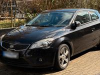 Gebraucht Kia ProCeed 135 PS (99 kW) 2011 Schwarz Kleinwagen