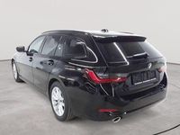 Gebraucht BMW 318 Shadowline 150 PS (110 kW) 2024 Schwarz Kombi