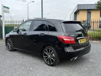 Gebraucht Mercedes B180 Edition 122 PS (89 kW) 2017 Schwarz Kleinwagen