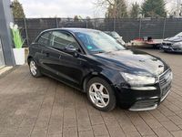 Gebraucht Audi A1 Attraction 86 PS (63 kW) 2011 Brillantschwarz Kleinwagen
