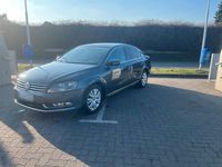 Gebraucht VW Passat 105 PS (77 kW) 2012 Grau Limousine