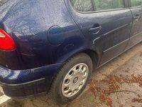 Second-hand Seat Leon 105 CP (77 kW) 2001 Albastru Hatchback