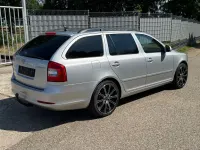 Gebraucht Skoda Octavia Ambiente 160 PS (117 kW) 2011 Silber Kombi