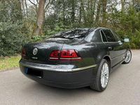 Second-hand VW Phaeton 245 CP (180 kW) 2014 Negru Berlinǎ