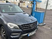 Gebraucht Mercedes ML350 258 PS (189 kW) 2012 Blau SUV