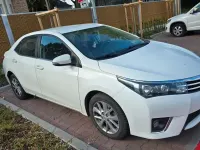 Gebraucht Toyota Corolla Multidrive S 132 PS (97 kW) 2016 Weiß Limousine