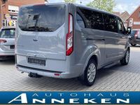 Gebraucht Ford Tourneo Titanium 150 PS (110 kW) 2022 Fancygrau Van / Kleinbus