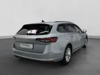 Neu Skoda Superb Selection 150 PS (110 kW) 2026 Silber Kombi
