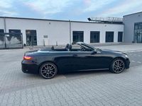Gebraucht Mercedes E200 AMG 184 PS (135 kW) 2018 Schwarz Cabrio