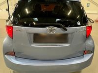 Gebraucht Toyota Verso-S 99 PS (72 kW) 2012 Blau Van / Kleinbus