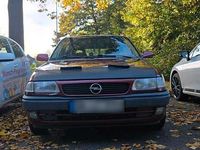 Gebraucht Opel Astra 75 PS (55 kW) 1996 Rot Kleinwagen