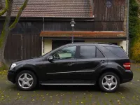 Gebraucht Mercedes ML500 AMG 306 PS (225 kW) 2007 Braun SUV