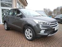 Gebraucht Ford Kuga Trend 120 PS (88 kW) 2017 Grau SUV