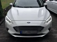 Gebraucht Ford Focus Cool & Connect 125 PS (91 kW) 2018 Weiß Kombi