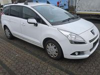 Gebraucht Peugeot 5008 156 PS (114 kW) 2012 Weiß Van / Kleinbus