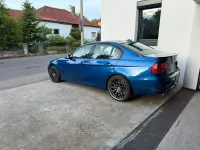 Gebraucht BMW 325 197 PS (144 kW) 2007 Blau Limousine